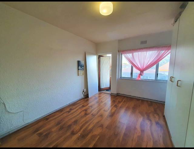 2 BEDROOM APARTMENT FOR SALE IN GLENLILLY